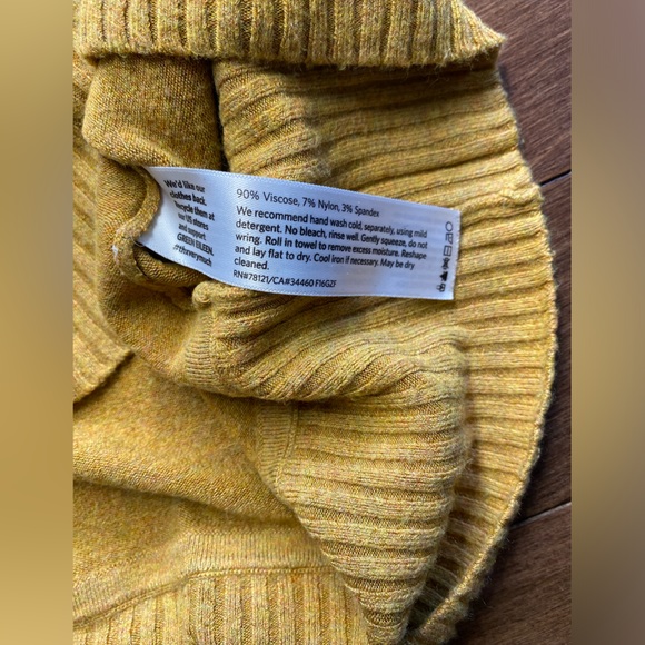 Eileen Fisher Mustard Yellow Thin Knit Relaxed Sweater Womens sz M - Picture 4 of 8